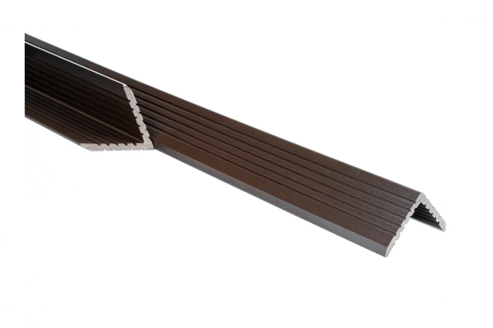 Уголок торцевой ДПК T-Decks PREMIUM 3D 56x56 (венге)